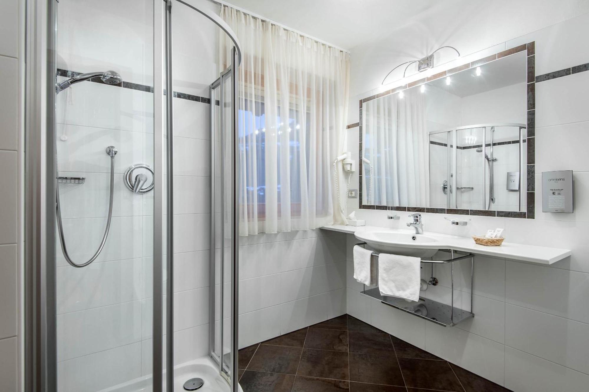 Kristallhotel Corona-krone 4*