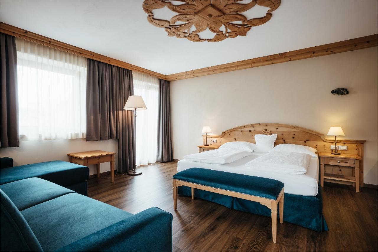 Hotel Kristallhotel Corona-krone 4*