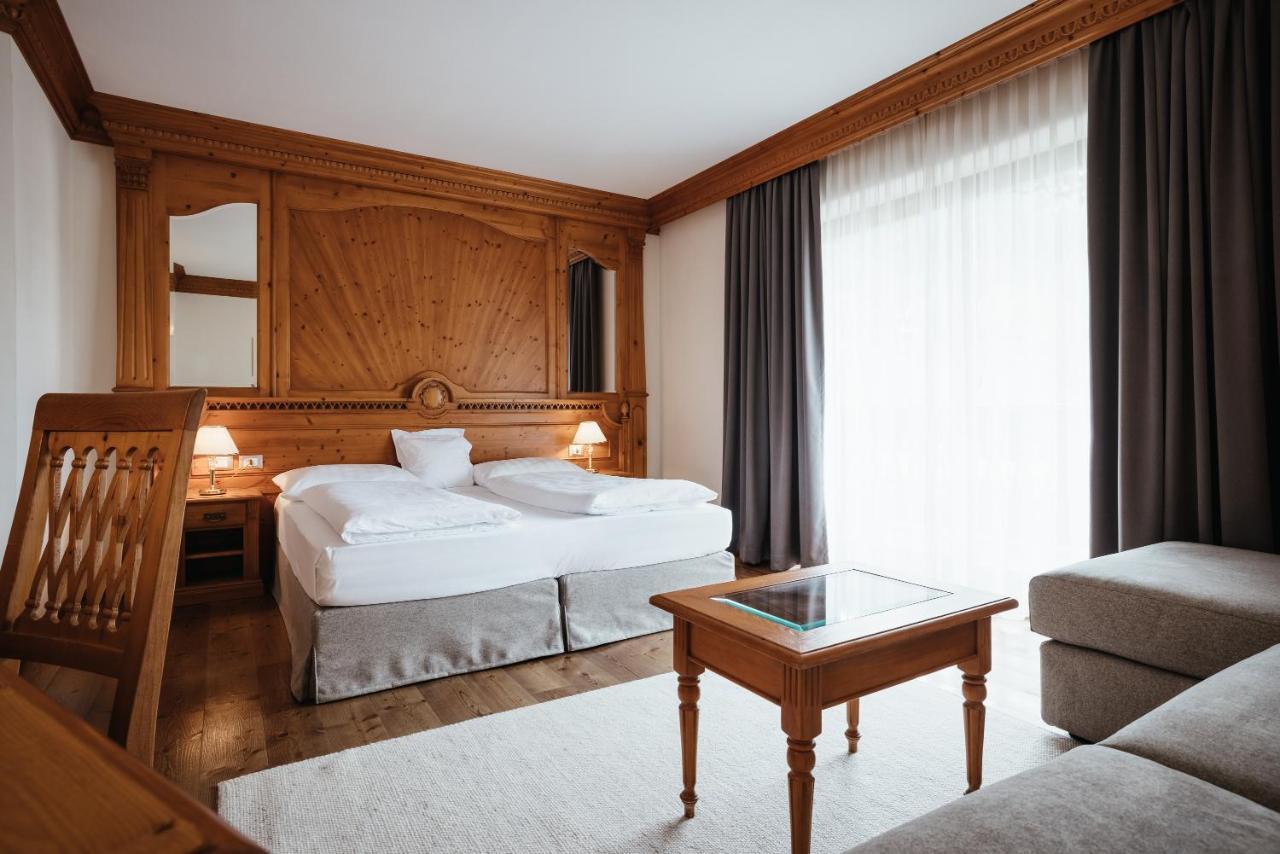 Kristallhotel Corona-krone 4*