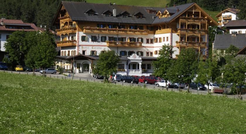 Kristallhotel Corona-krone Hotel 4*