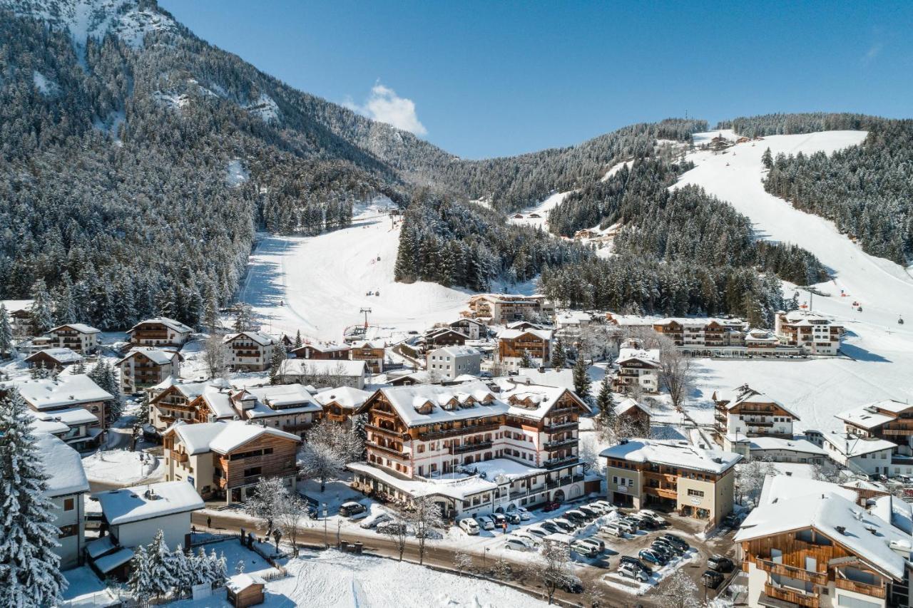 Kristallhotel Corona-krone 4*